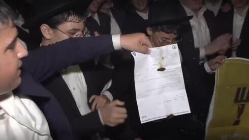 IDF launches one-time amnesty for 14,600 Haredi draft deserters Rj42apiuxl 0 0 1149 646 0 large.jpg